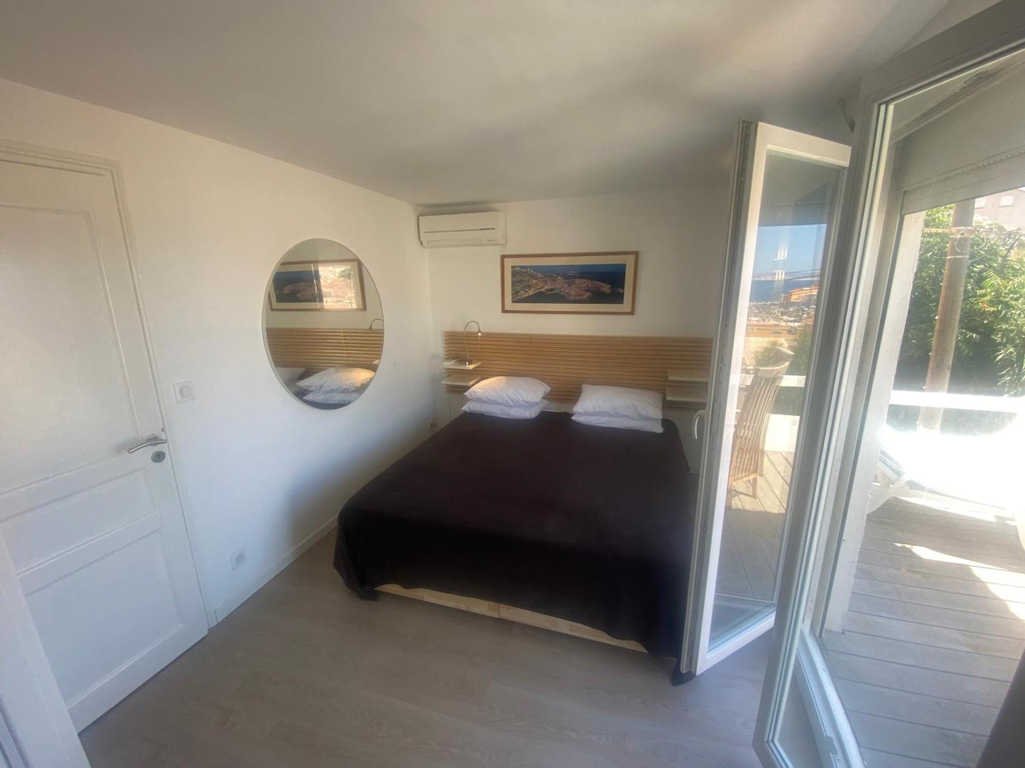 Au Coeur Du Parc National Du Massif Des Calanques, La Flibuste Des Goudes, Maison 2 Chambres, Climatisee, Jardins, Solarium, Proche Plage, Large Vue Mer Marsylia Zewnętrze zdjęcie